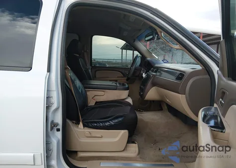 2009 Chevrolet Tahoe Ls z USA, uszkodzony, nr VIN 1GNFC13C49R166440